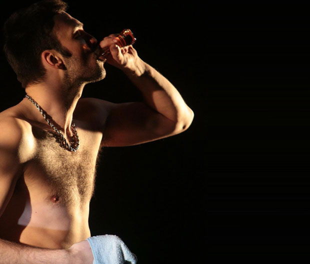 Провокативни Босиљчић запалио нет